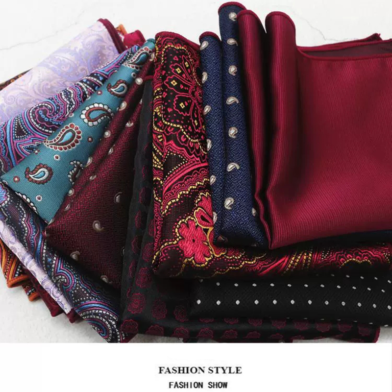 Classic Pasiley Pocket Square  - Men'S Used Formal Wear recension och pris